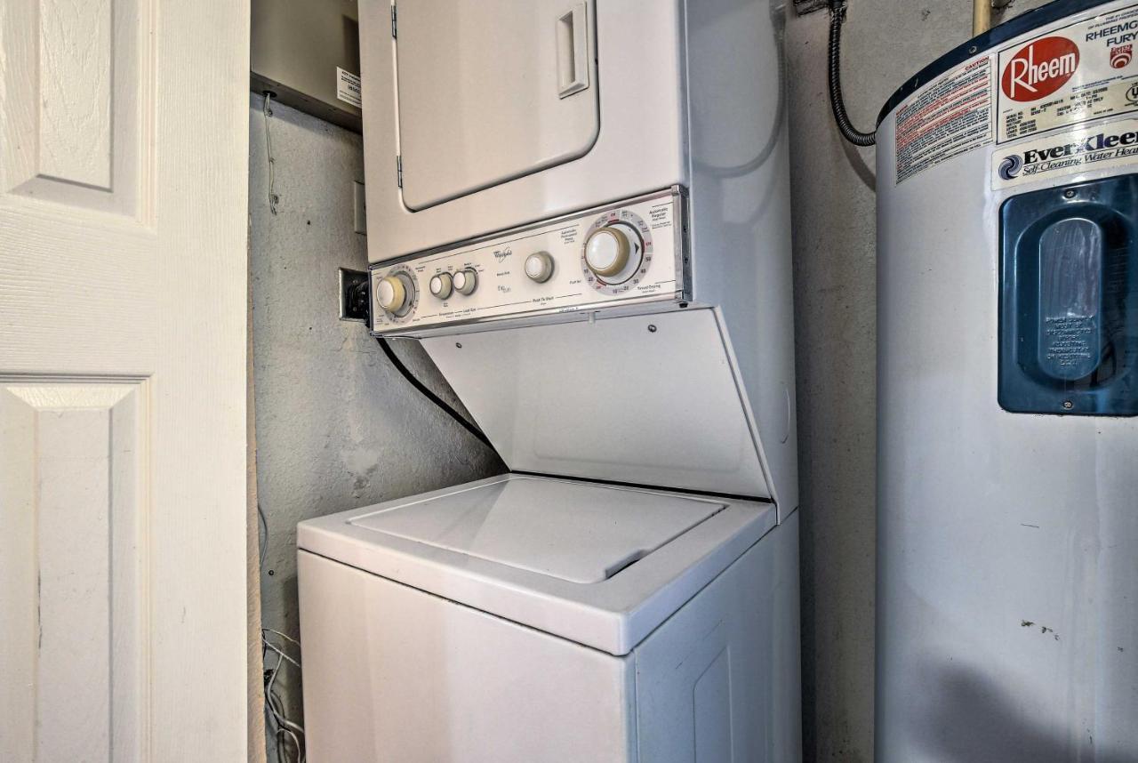 Opa-Locka Townhome, 15 Mi To Miami Beach! Ngoại thất bức ảnh