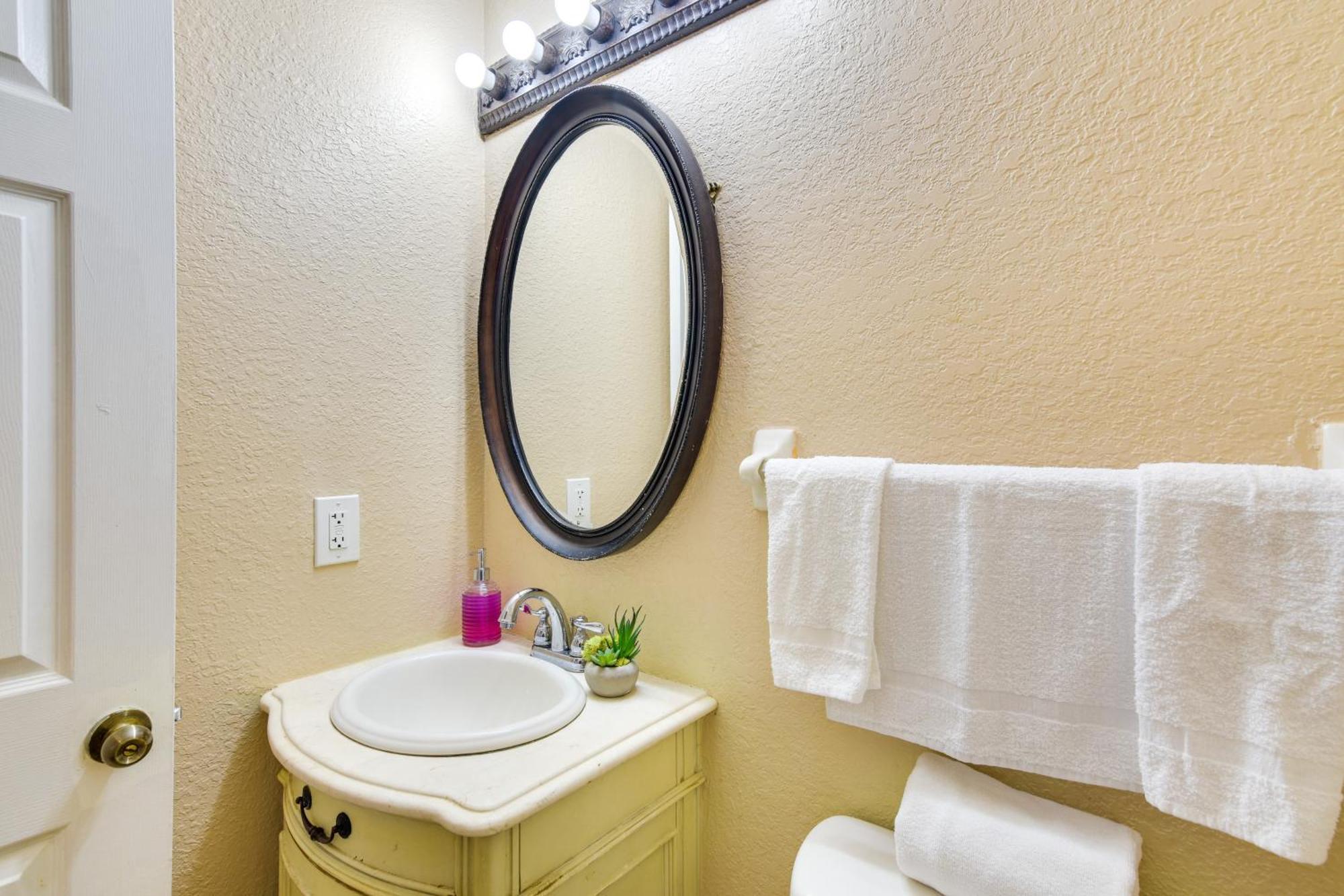 Opa-Locka Townhome, 15 Mi To Miami Beach! Ngoại thất bức ảnh